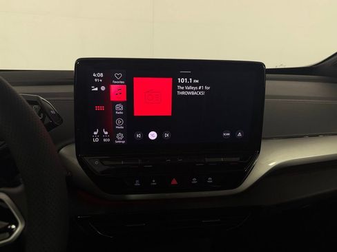 Used 2023 Volkswagen ID.4 Pro image 18