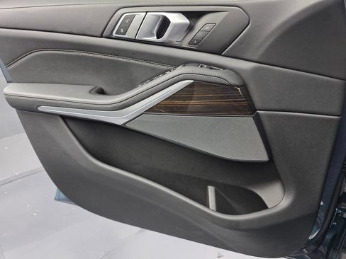 Used 2025 BMW X5 sDrive40i w/ Premium Package RWD image 25