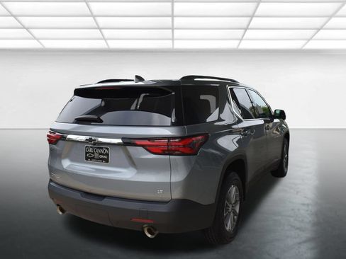Used 2023 Chevrolet Traverse LT FWD image 8