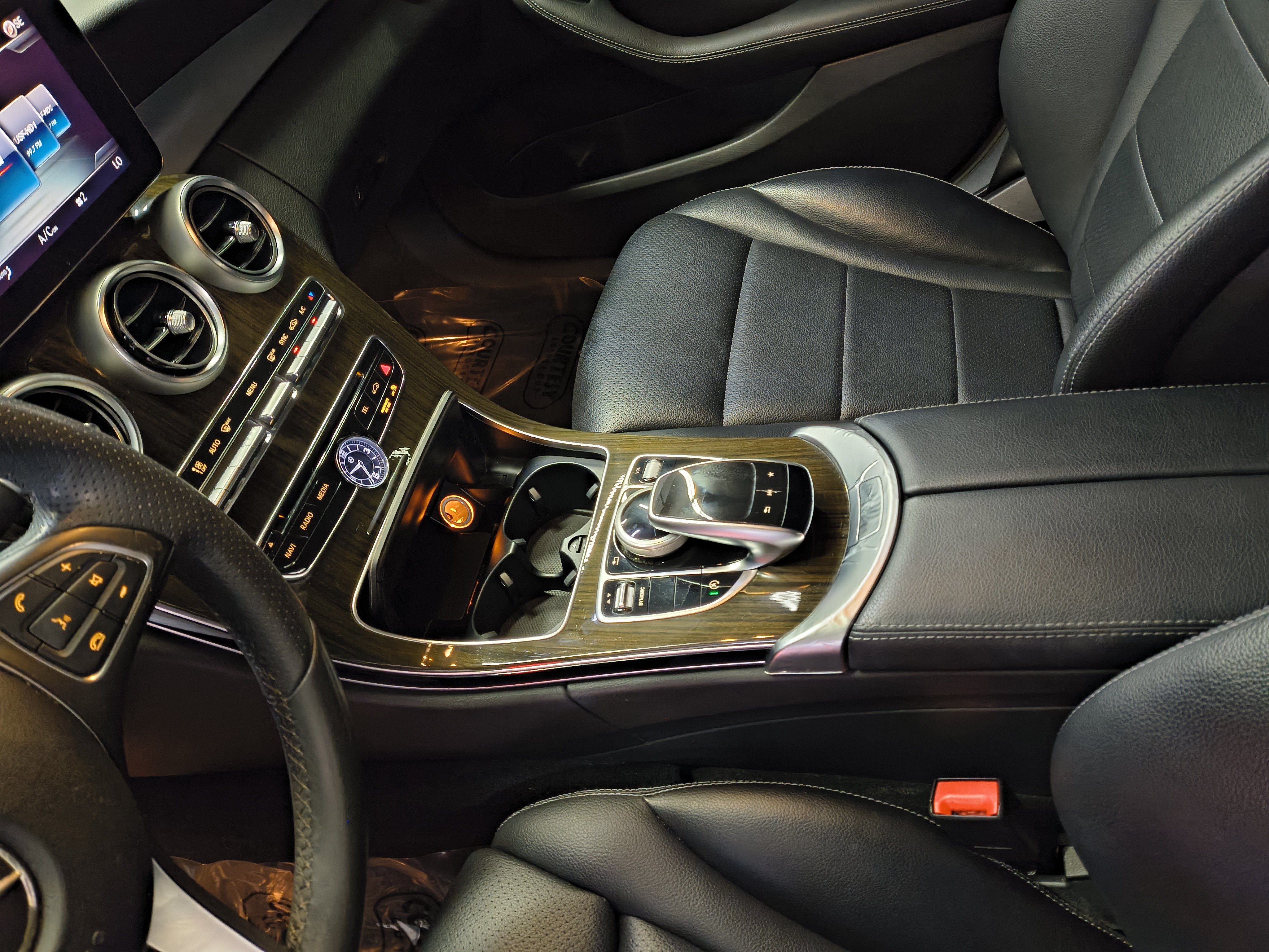 Used 2018 Mercedes-Benz C 300 Sedan image 23