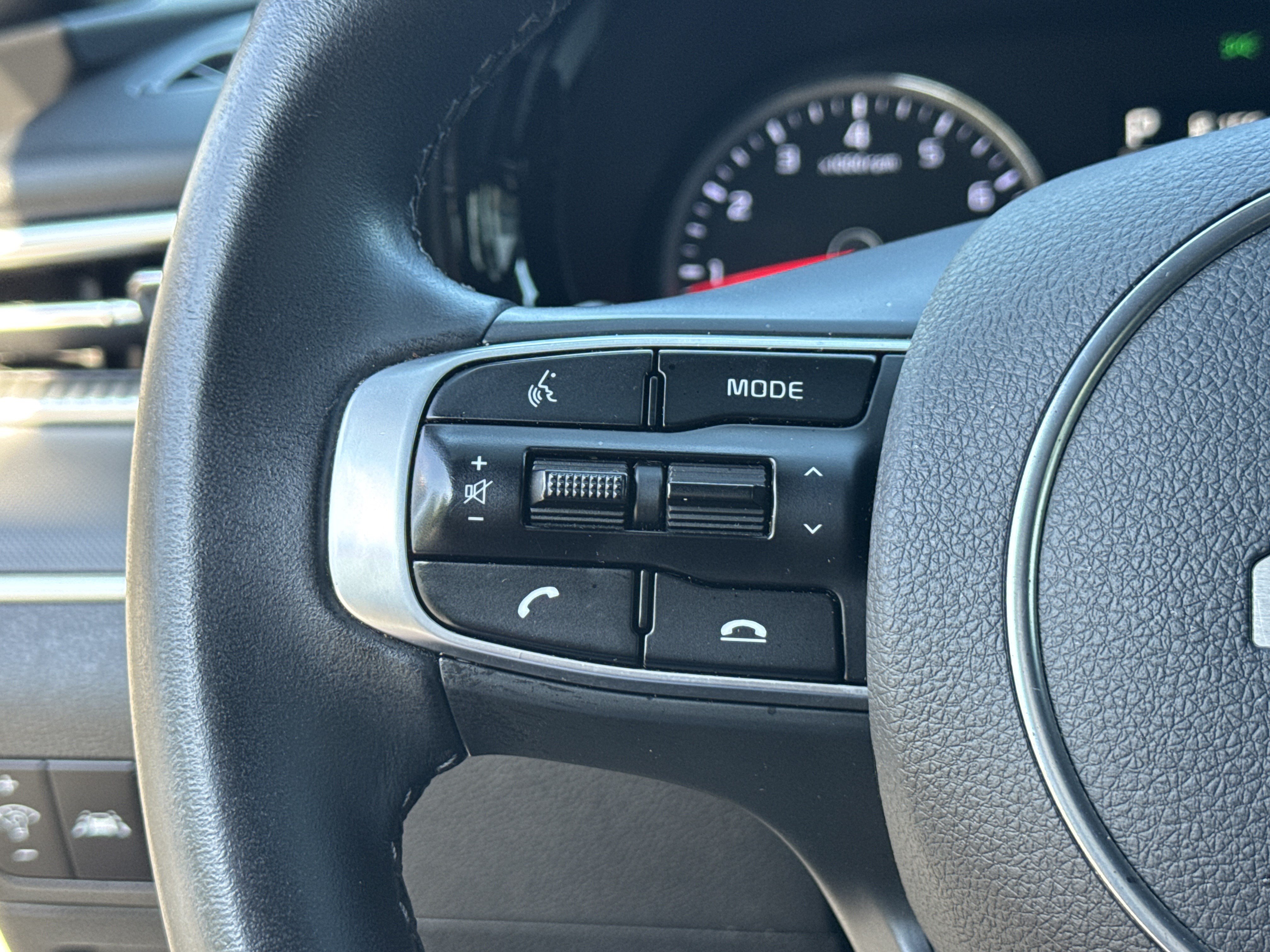 Used 2022 Kia K5 GT-Line FWD image 25