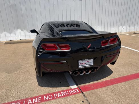 Used 2016 Chevrolet Corvette Stingray Coupe w/ 2LT Preferred Equipment Group RWD image 5
