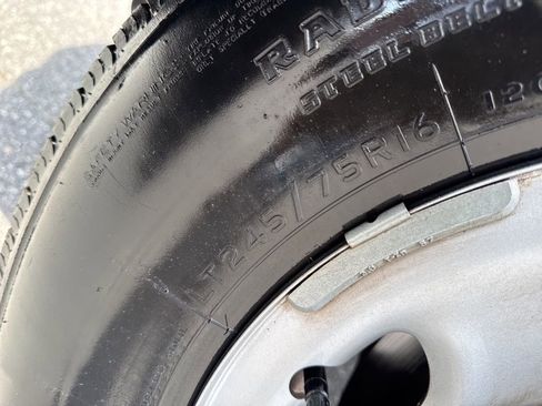 Used 2023 Chevrolet Express 2500 w/ Driver Convenience Package image 24