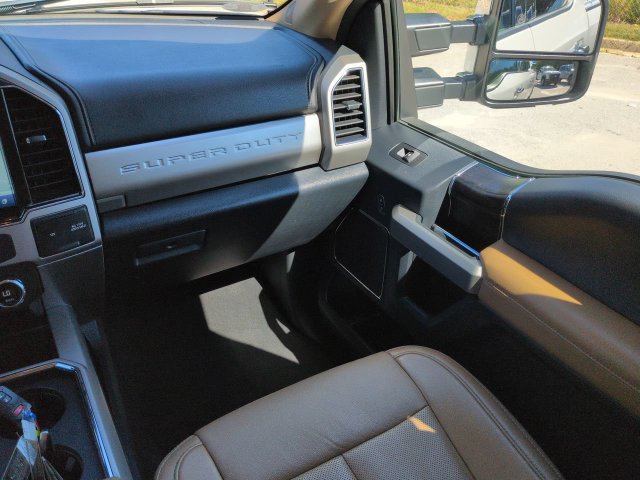 Certified 2022 Ford F350 Lariat w/ Lariat Value Package AWD/4WD image 21