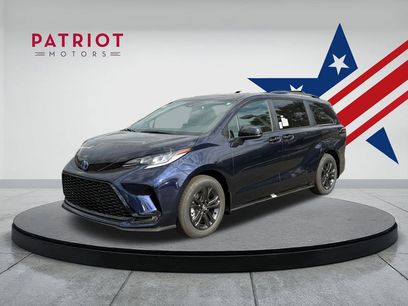 New 2025 Toyota Sienna XSE