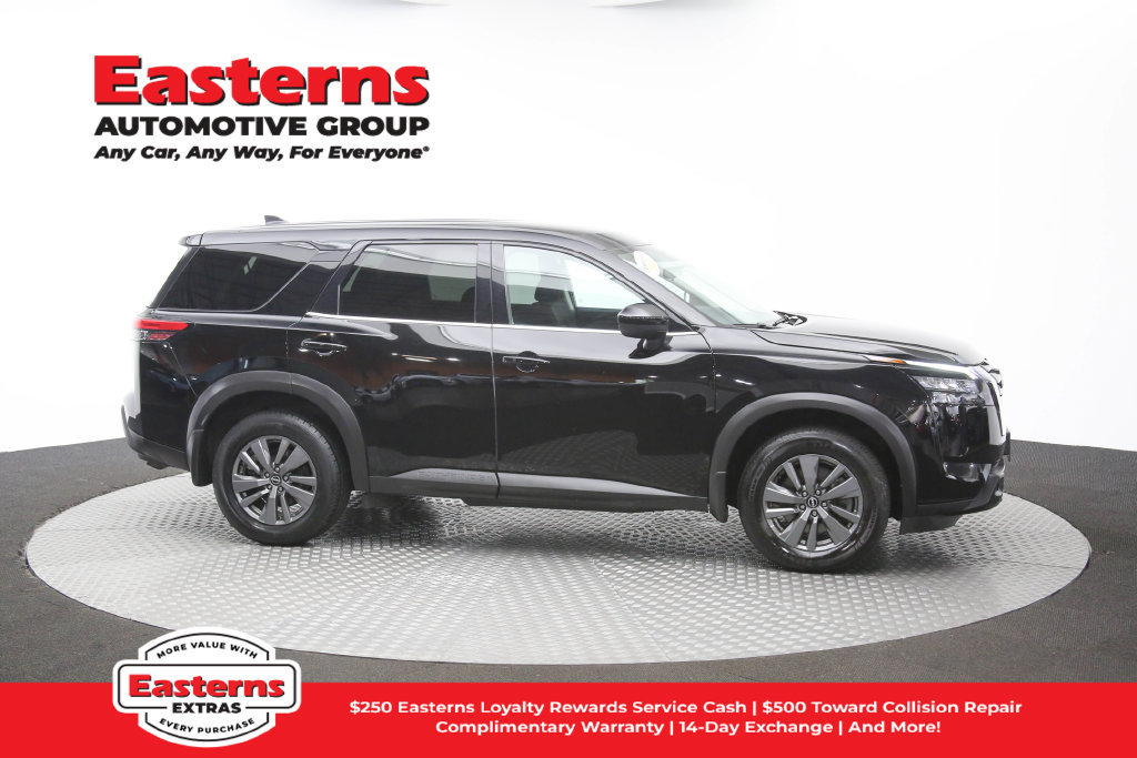 Used 2024 Nissan Pathfinder S AWD/4WD image 44