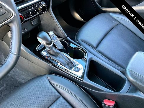 Used 2024 Buick Encore GX Sport Touring w/ Comfort Package image 17