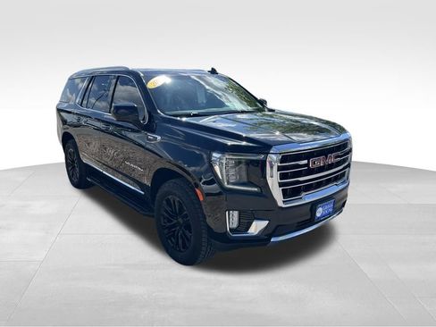 Used 2023 GMC Yukon SLT AWD/4WD image 9