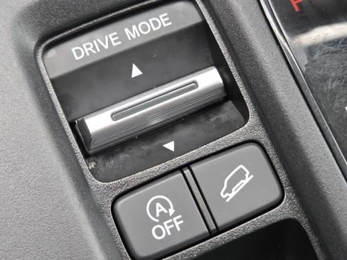 Certified 2025 Honda CR-V EX-L image 9