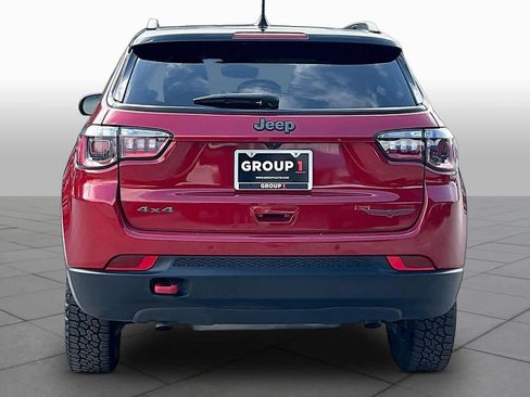 Used 2025 Jeep Compass Trailhawk AWD/4WD image 5