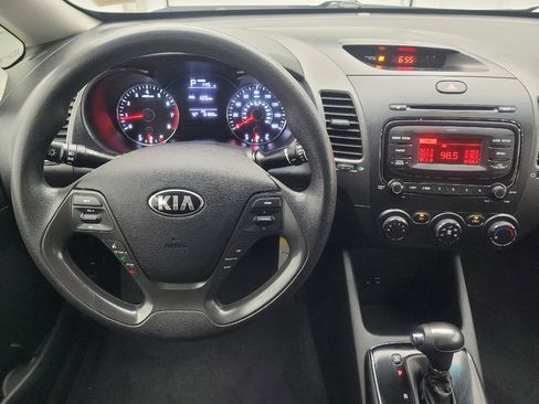 Used 2017 Kia Forte LX FWD image 22