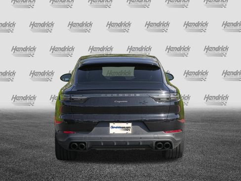 Used 2022 Porsche Cayenne Platinum Edition AWD/4WD image 8