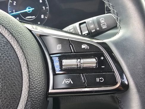 Certified 2024 Kia Seltos S image 22