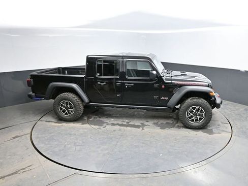 New 2026 Jeep Gladiator Rubicon image 36
