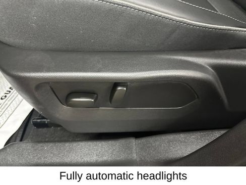 Used 2023 Buick Envision Essence AWD/4WD image 37