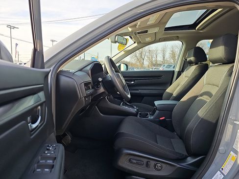 Used 2024 Honda CR-V EX image 14