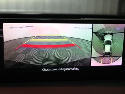 New 2026 MAZDA MAZDA3 Hatchback w/Premium Plus Pkg image 22