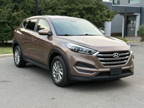 Used 2017 Hyundai Tucson SE FWD image 5