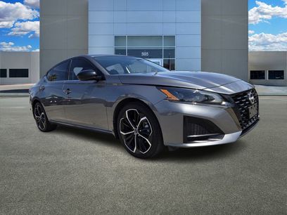 Used 2023 Nissan Altima 2.5 SR
