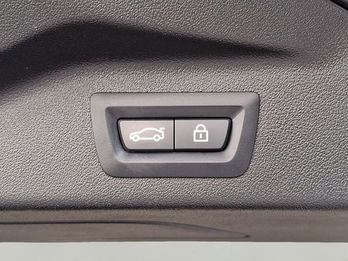 Used 2020 BMW X7 xDrive40i w/ Premium Package image 33