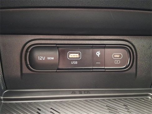 Certified 2023 Kia Sportage X-Line w/ X-Line Premium Package image 21