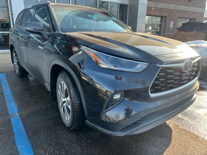 Used 2021 Toyota Highlander XLE
