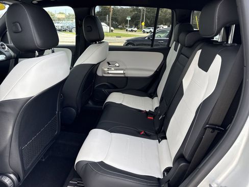 Certified 2022 Mercedes-Benz GLB 250 4MATIC image 10