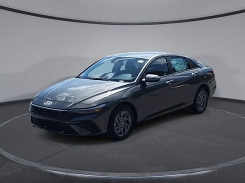 New 2025 Hyundai Elantra Blue image 1