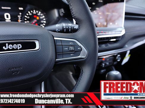 New 2026 Jeep Compass Latitude image 26