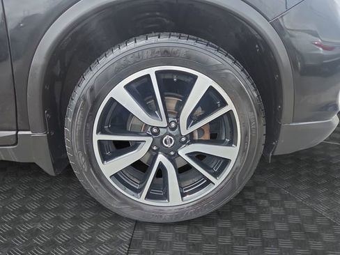 Used 2018 Nissan Rogue SL w/ Premium Package AWD/4WD image 38