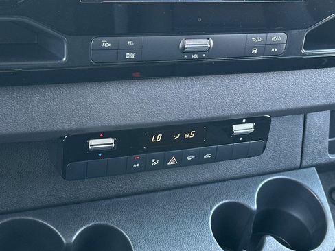 New 2025 Mercedes-Benz Sprinter 2500 image 17