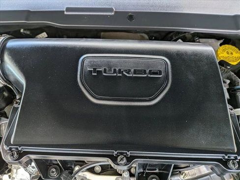 Used 2024 Jeep Compass Latitude image 22