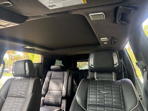 Used 2023 Cadillac Escalade Sport Platinum image 15