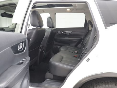 Used 2014 Nissan Rogue SL w/ SL Premium Package AWD/4WD image 15