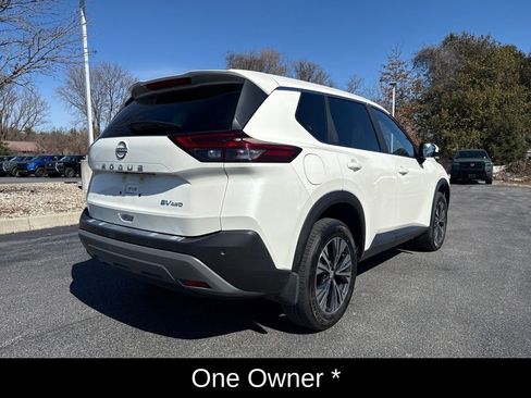 Used 2023 Nissan Rogue SV image 8