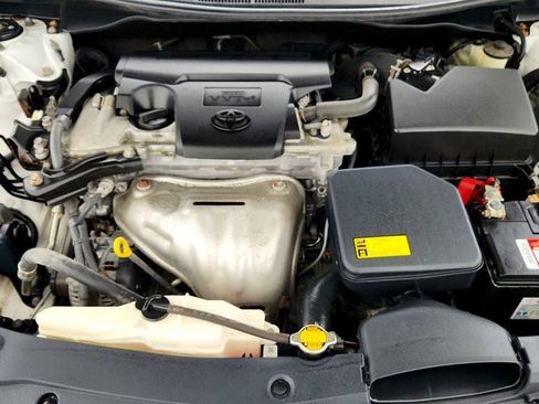 Used 2015 Toyota Camry LE FWD image 26