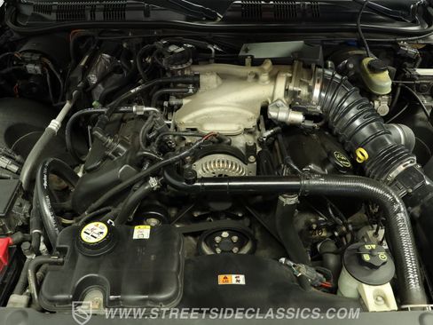 Used 2003 Mercury Marauder RWD image 3