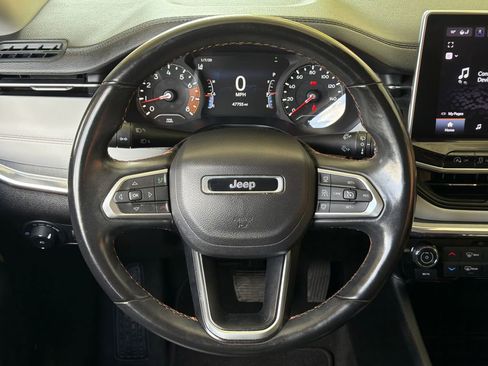 Used 2022 Jeep Compass Limited AWD/4WD image 4