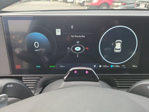 Certified 2025 Hyundai Ioniq 5 SEL image 9