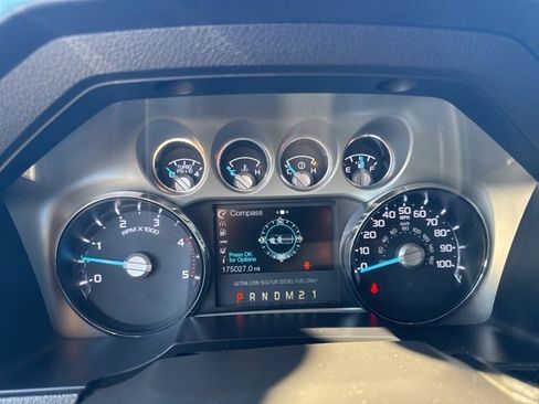 Used 2016 Ford F250 Platinum w/ Platinum Package image 14