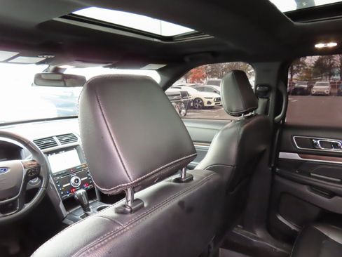 Used 2018 Ford Explorer Limited w/ Equipment Group 301A image 25