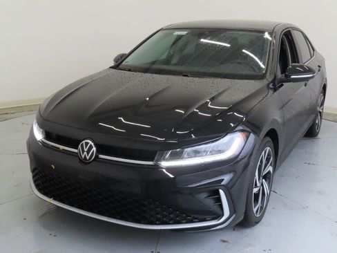 New 2025 Volkswagen Jetta SEL FWD image 4