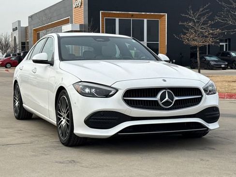 Used 2023 Mercedes-Benz C 300 4MATIC Sedan image 2