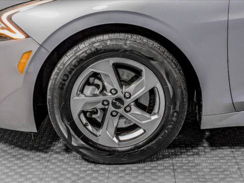 Used 2022 Kia K5 LXS FWD image 33