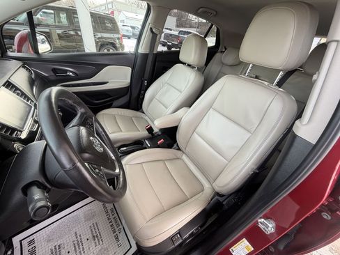 Used 2017 Buick Encore Premium image 12