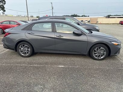 Used 2024 Hyundai Elantra Blue