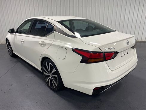 Used 2022 Nissan Altima 2.5 SR image 13