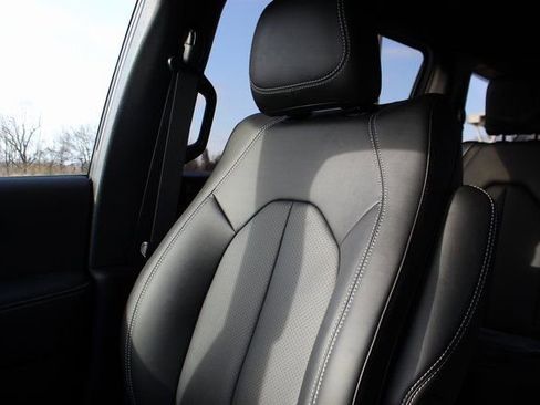 New 2026 Chrysler Pacifica Select image 28