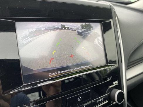 Used 2021 Subaru Forester Premium image 20