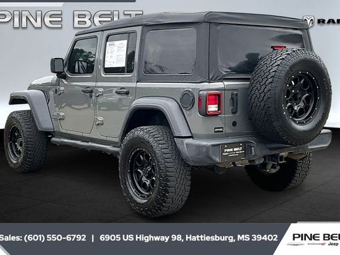 Used 2020 Jeep Wrangler Unlimited Sport S image 2